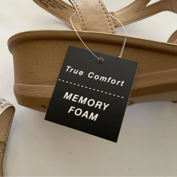 Daisy Fuentes Tan Rhinestone Crystal Embellished Strappy Wedge Sandals - Picture 10 of 10